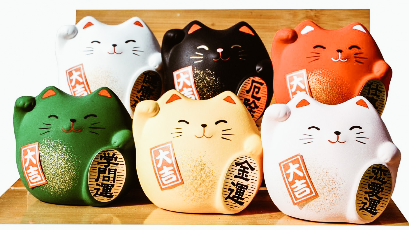 10x6x15cm Il classico gatto della fortuna o Maneki-Neko in divertenti colori MALVA: la libertà il potere e l’amore Lucky Cat